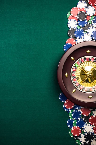 Lightning Roulette live dealer studio with multiplier display